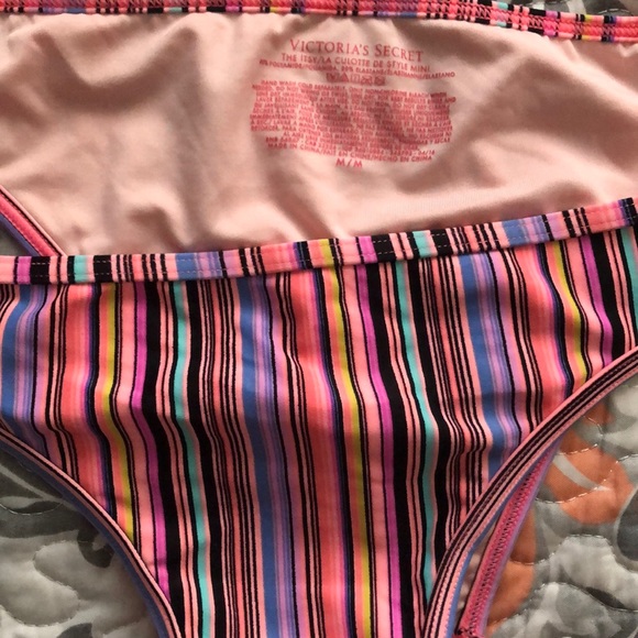 Victoria’s Secret Striped Bikini - Picture 5 of 6